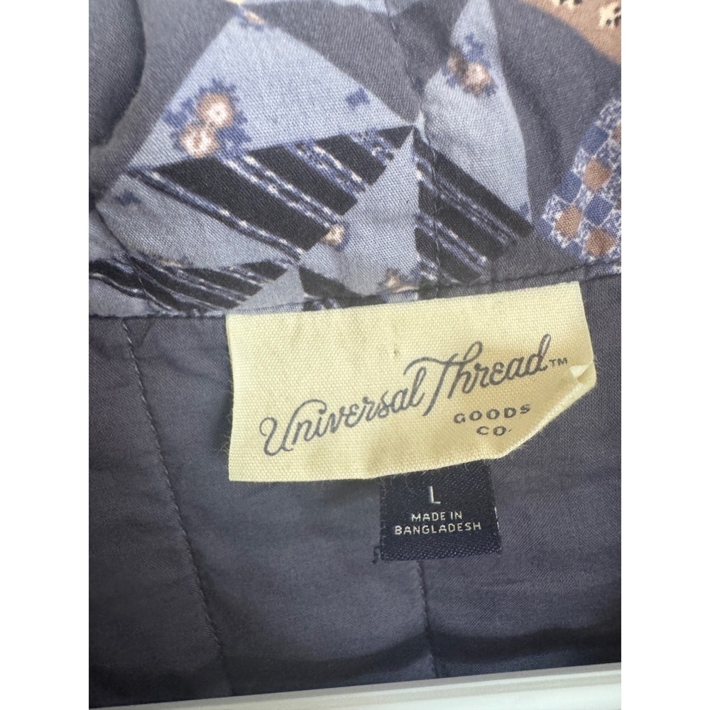 Universal Thread patchwork quilted jacket size large - Picture 3 of 8